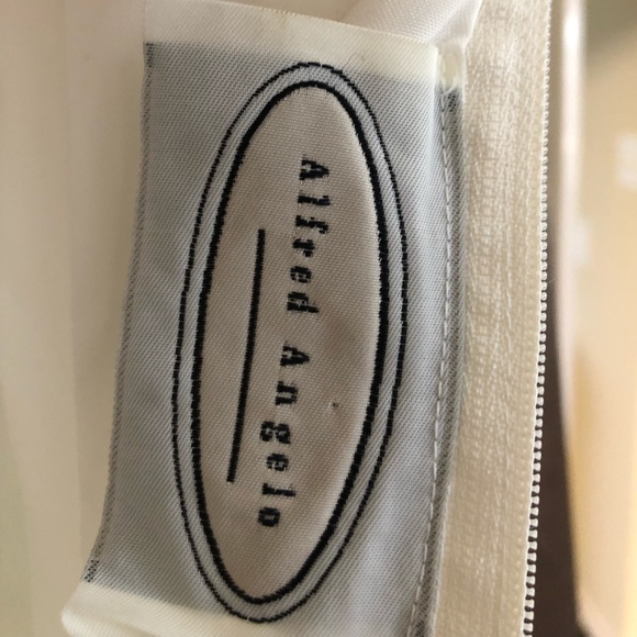 ATTENTION BRIDES 👰🏼!!!!!! - Picture 7 of 8